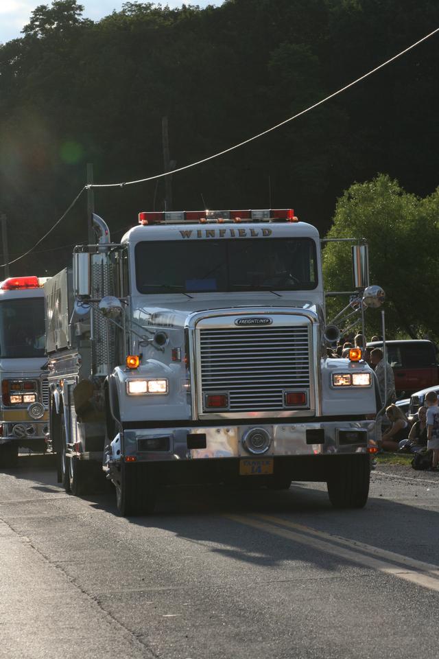 Tanker 14 - 2009 Carnival Parade