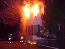 House Fire - MacClintock Drive (Lisbon) - December 2008