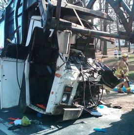 Motor Vehicle Crash with Entrapment - Ridge Road - April 2010