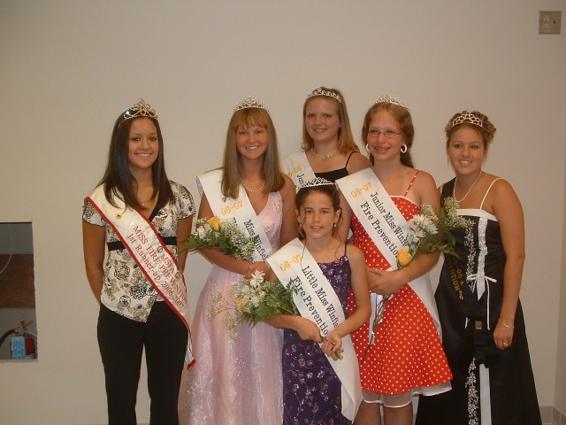 Fire Prevention Queens - Carnival 2006